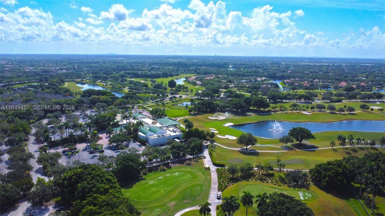 2613 Oakbrook Dr, Weston, FL 33332 Photo