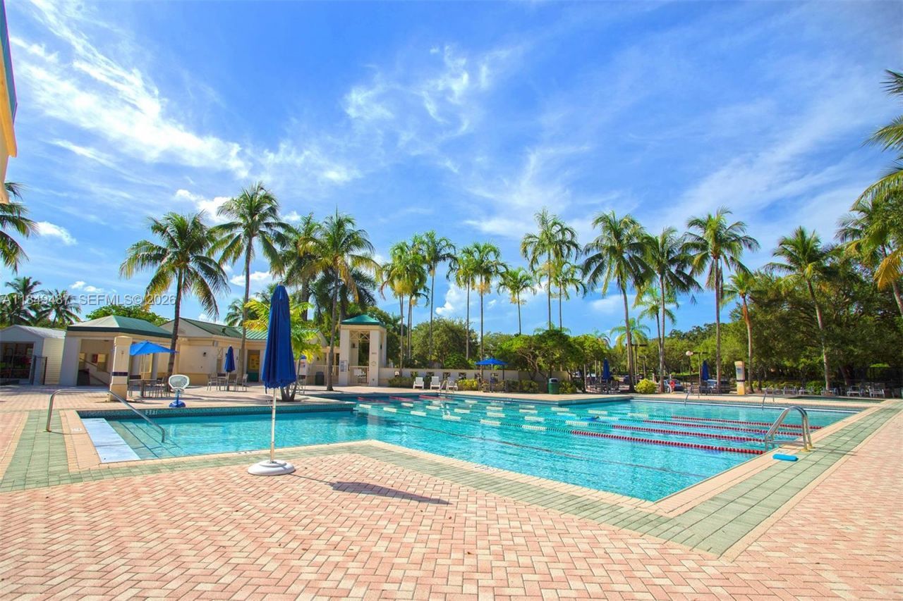 2613 Oakbrook Dr, Weston, FL 33332 Photo