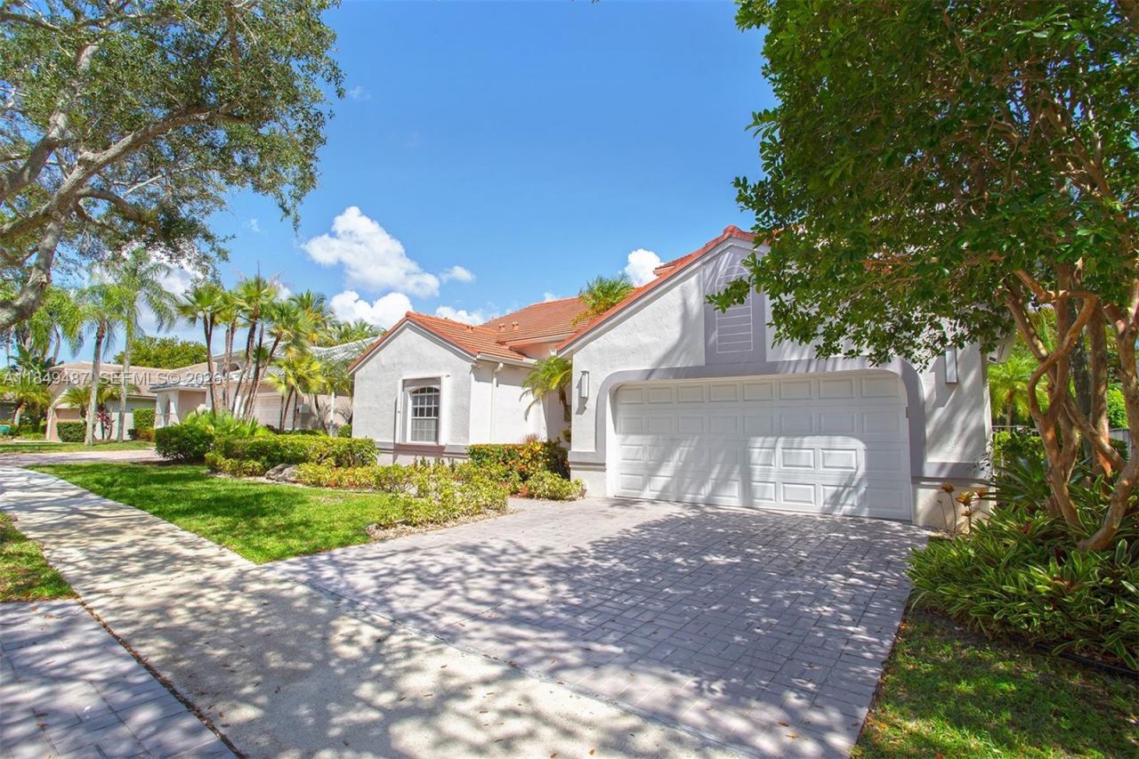 2613 Oakbrook Dr, Weston, FL 33332 Photo