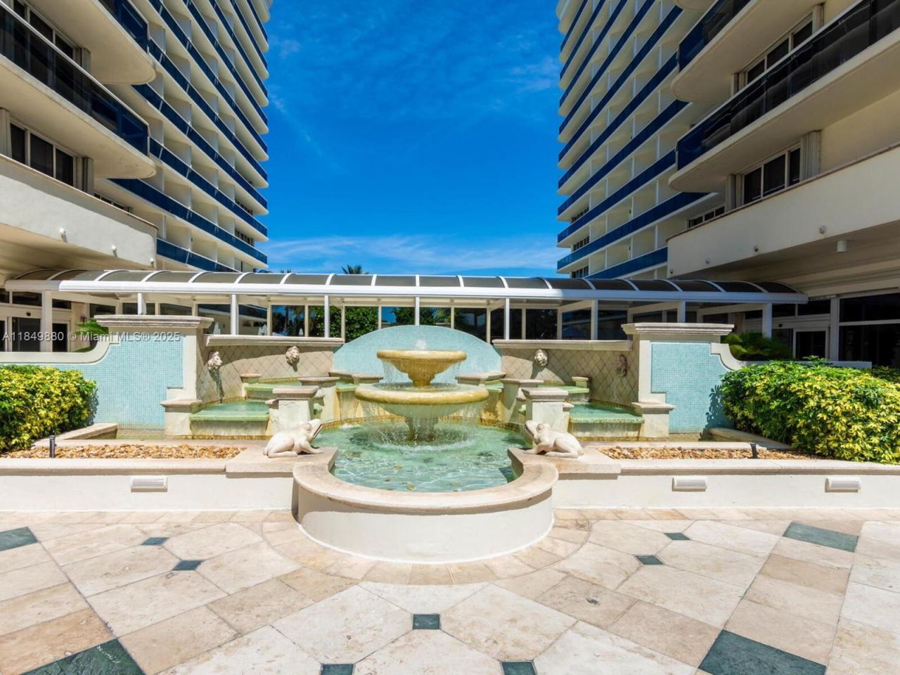 9595 Collins Ave, Unit N7-D, Surfside, FL 33154 Photo