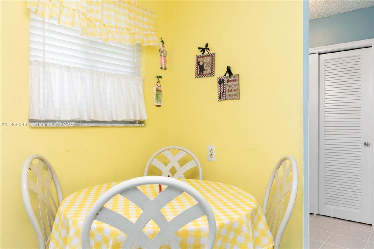 1001 NE 14th Ave, Unit 107, Hallandale Beach, FL 33009 Photo