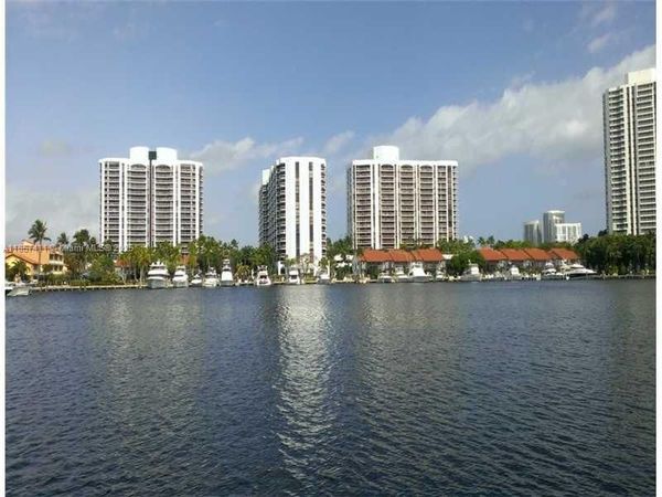 3600 YACHT CLUB DR, Unit 1503, Aventura, FL 33180