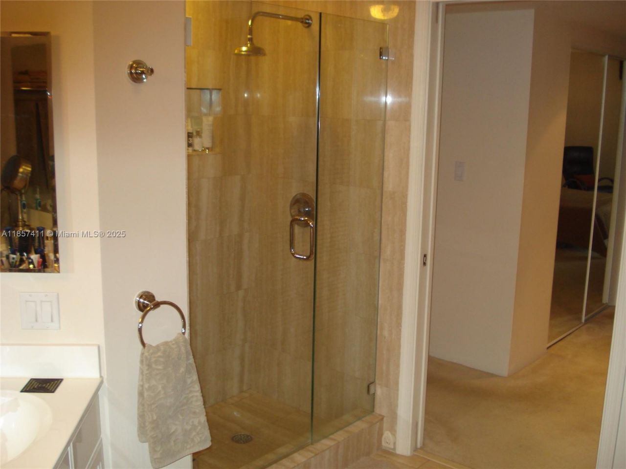 3600 Yacht Club Dr, Unit 1503, Aventura, FL 33180 Photo