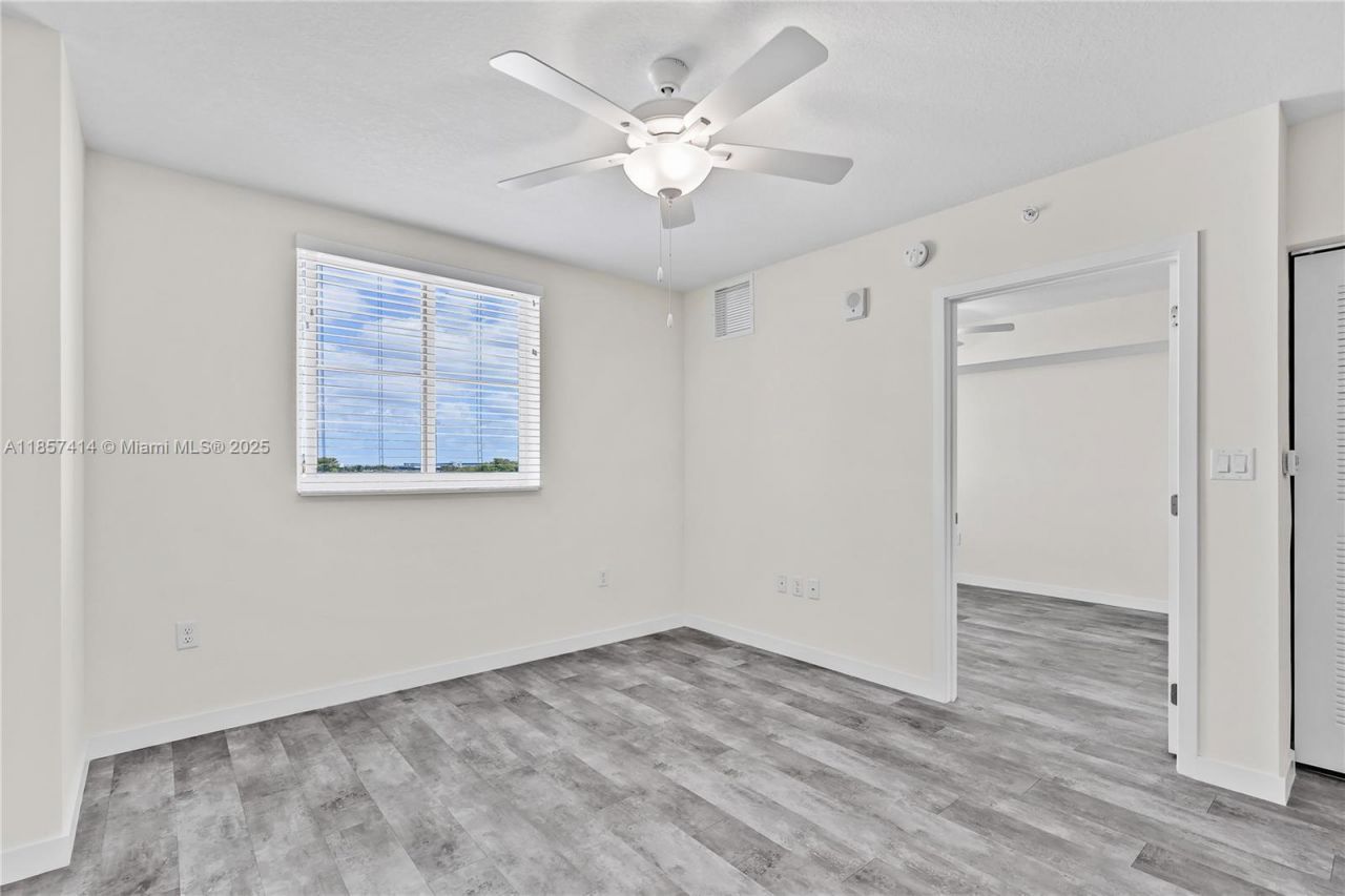 400 NW 112th Ave, Unit 323, Sweetwater, FL 33172 Photo