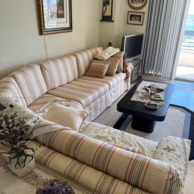 19101 NE 36th Ct, Unit 705, Aventura, FL 33180 Photo