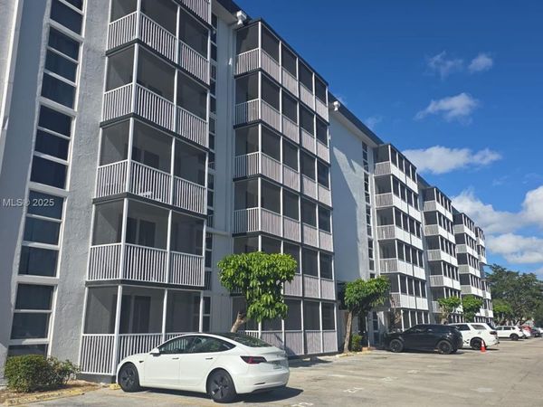 16851 NE 23rd Ave, Unit A212, North Miami Beach, FL 33160