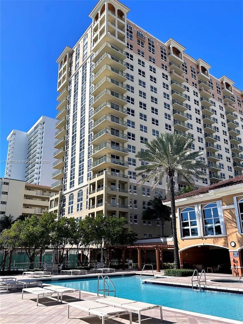 2080 S Ocean Drive, Unit 304, Hallandale Beach, FL 33009 Photo