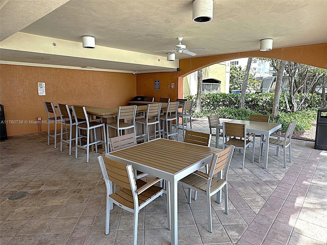 2080 S Ocean Drive, Unit 304, Hallandale Beach, FL 33009 Photo