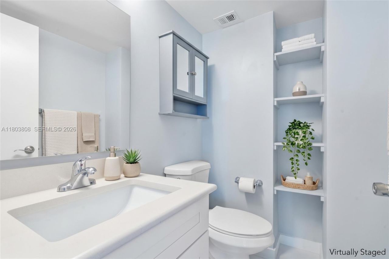 9511 Collins Ave, Unit 1002, Surfside, FL 33154 Photo