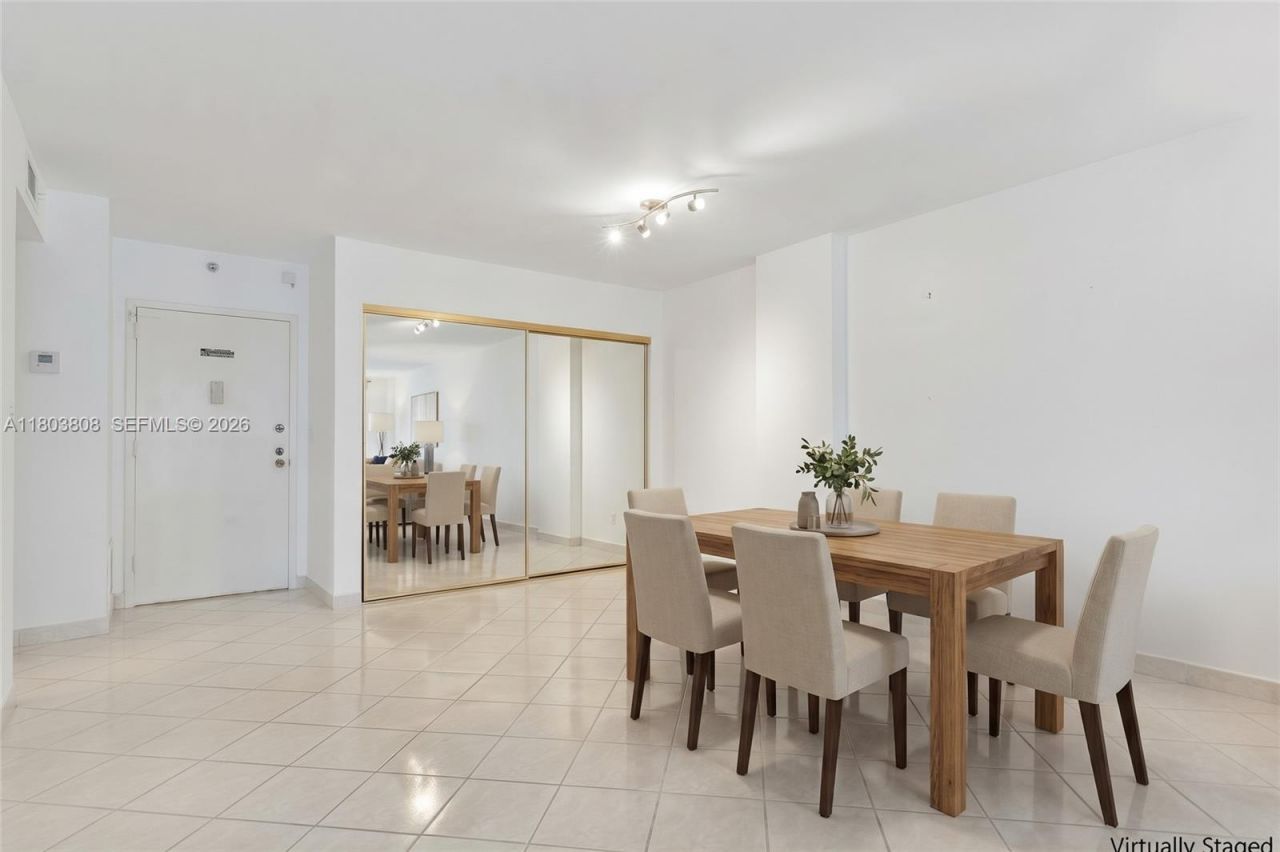 9511 Collins Ave, Unit 1002, Surfside, FL 33154 Photo
