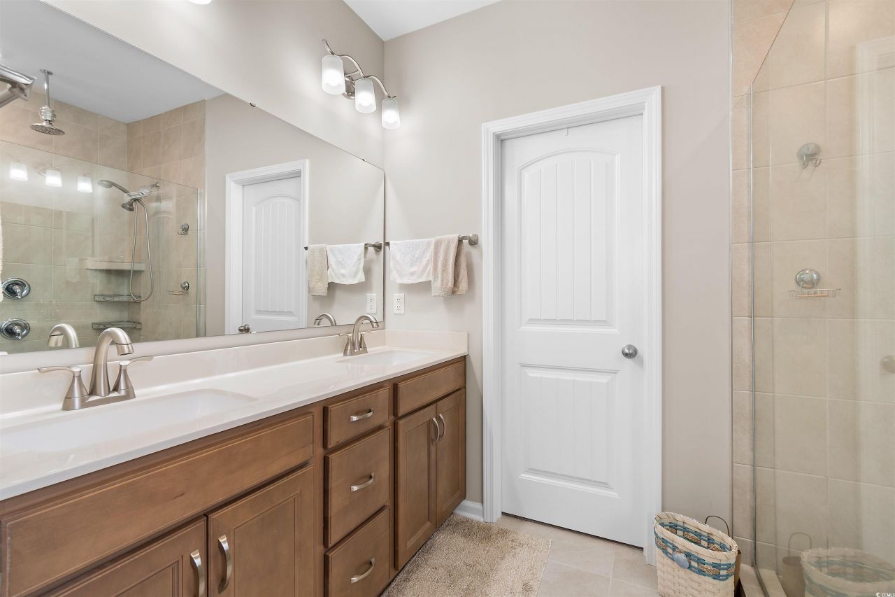 5059 Vinesia Dr. Photo 29