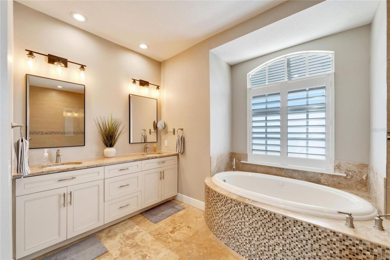 1024 Sonata Lane, Apollo Beach, FL 33572 Photo