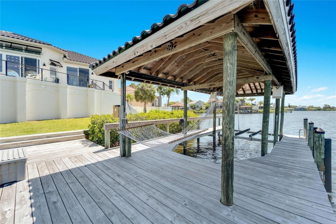 1024 Sonata Lane, Apollo Beach, FL 33572 Photo