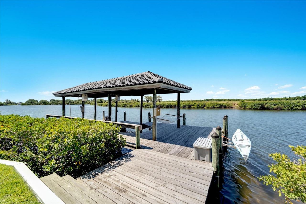 1024 Sonata Lane, Apollo Beach, FL 33572 Photo