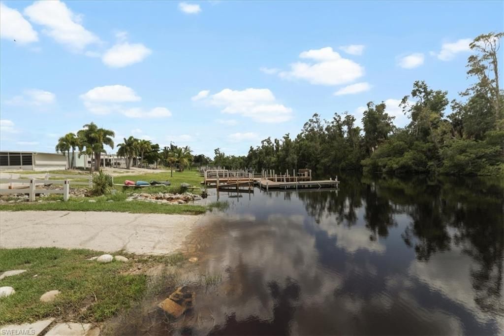 5773 Pink Panther Dr, Fort Myers, FL 33908 Photo