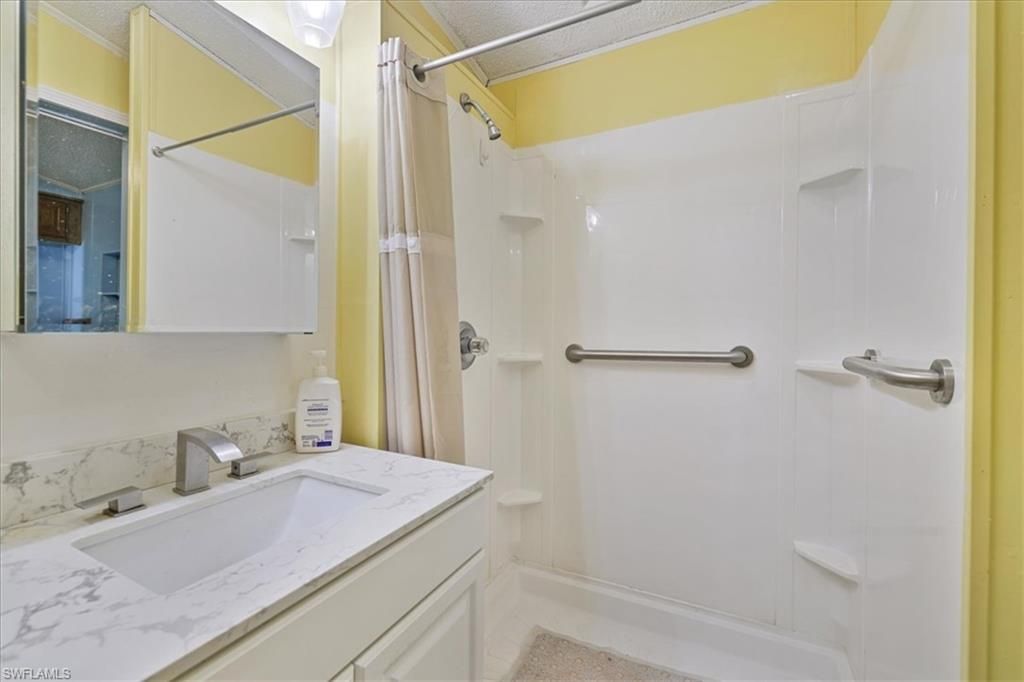 5773 Pink Panther Dr, Fort Myers, FL 33908 Photo