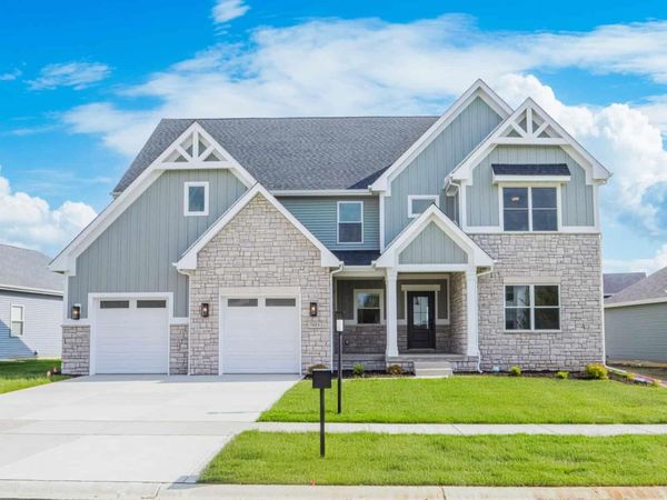 1759 Trailbrook Drive, Valparaiso, IN 46383