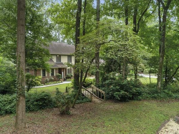 2645 Creek Indian Trail, Jonesboro, GA 30236