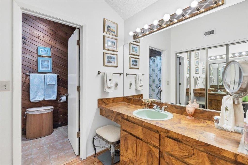 4114 Roberts Point Circle, Sarasota, FL 34242 Photo