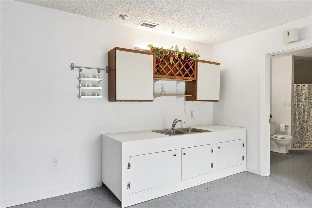 4114 Roberts Point Circle, Sarasota, FL 34242 Photo