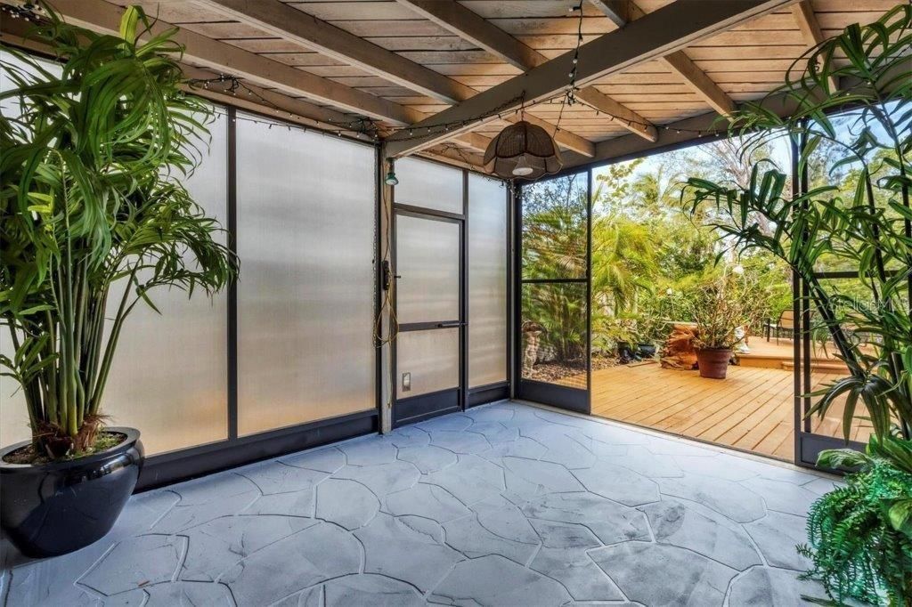 4114 Roberts Point Circle, Sarasota, FL 34242 Photo