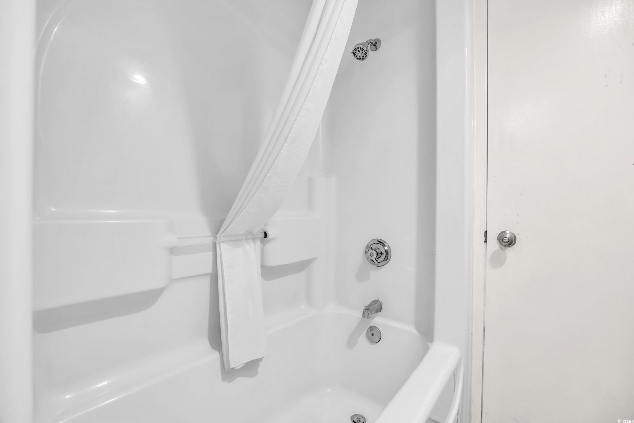 1501 S Ocean Blvd. Photo 19