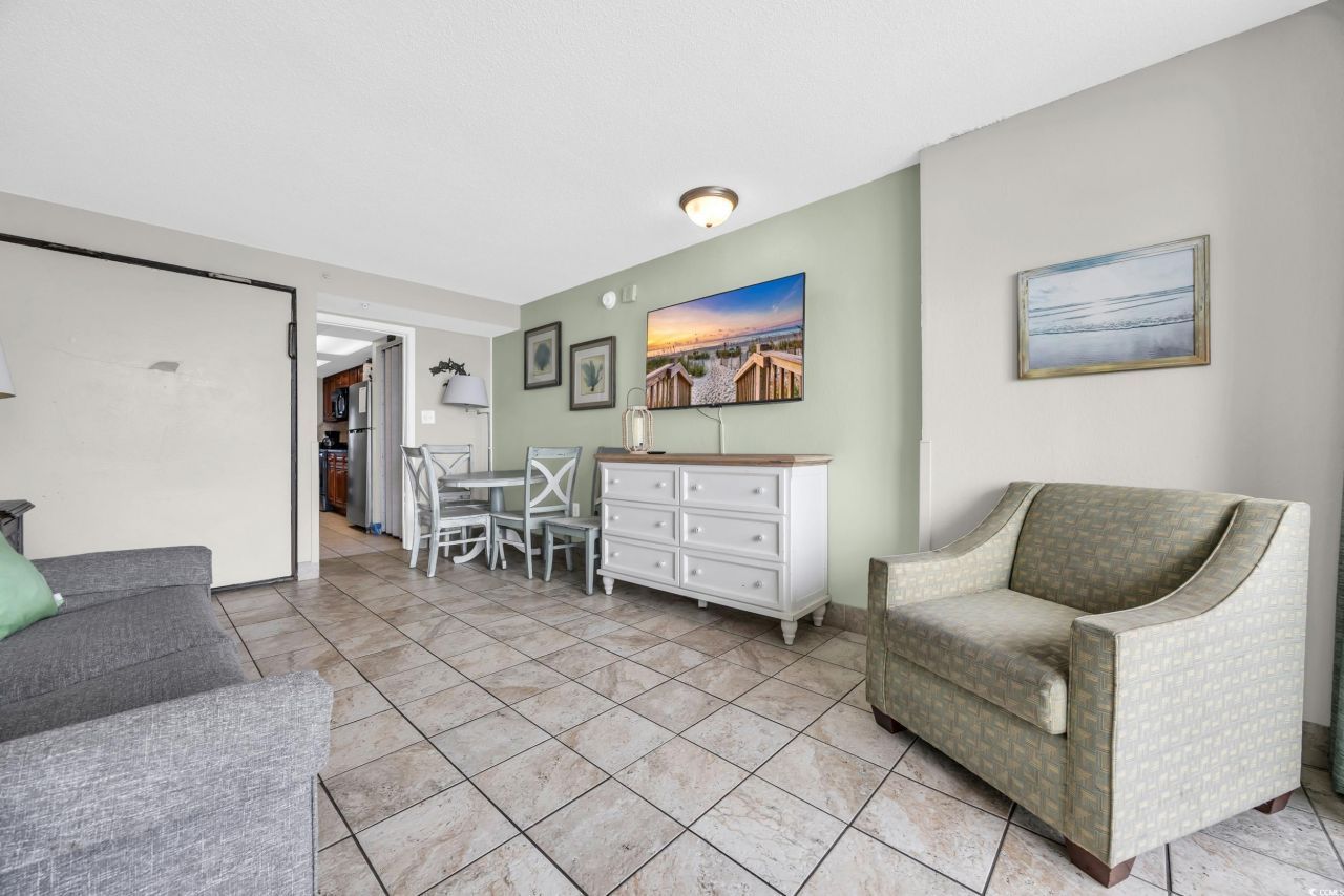 1501 S Ocean Blvd. Photo 9