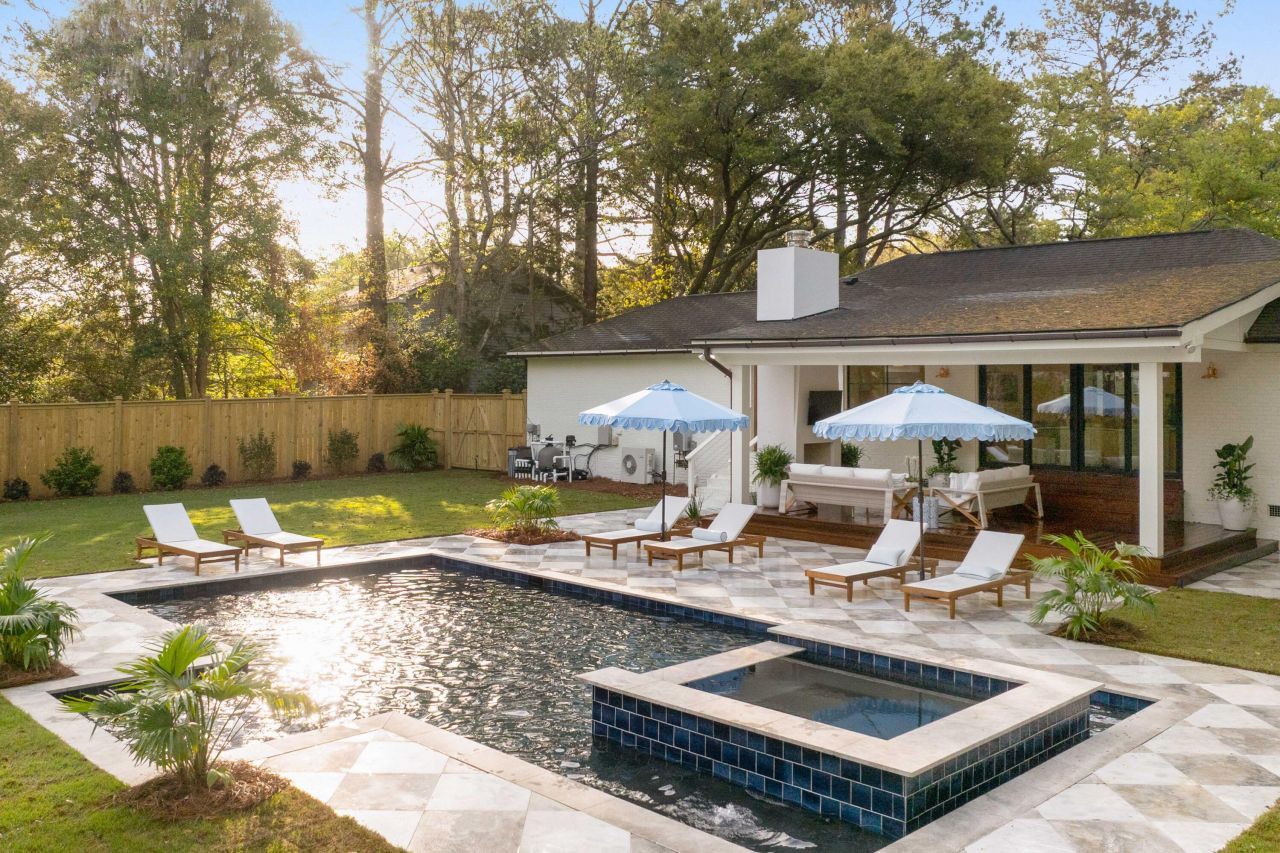 690 Pelzer Drive Photo 5