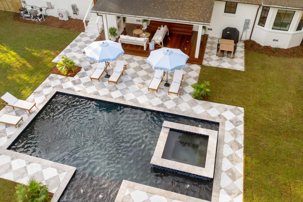 690 Pelzer Drive Photo 6