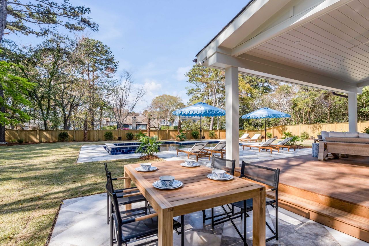 690 Pelzer Drive Photo 9