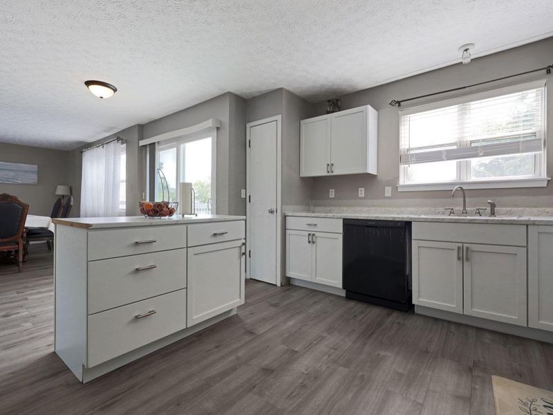 6361 Brice Dale Drive, Canal Winchester, OH 43110 Photo 2