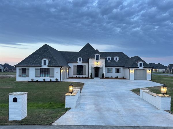 8210 E 111th Street North, Owasso, OK 74055