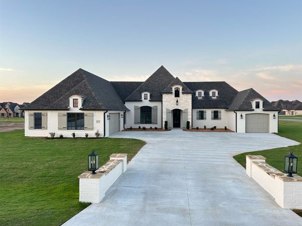 8210 E 111th Street North, Owasso, OK 74055