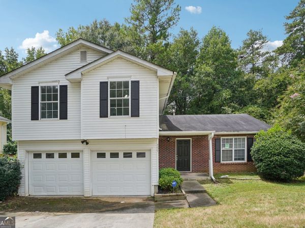 757 Stonebridge Park Circle, Lithonia, GA 30058