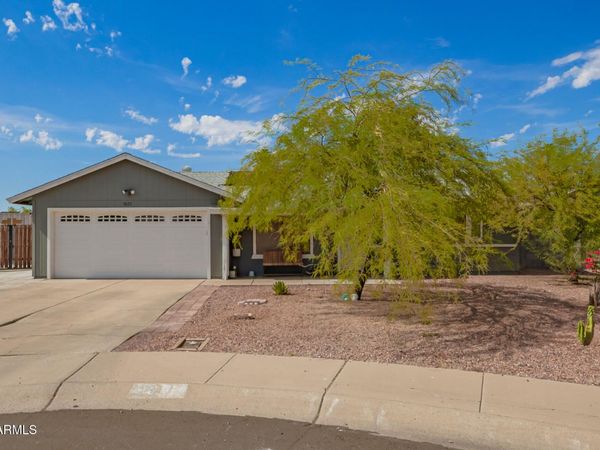9672 N 72ND Avenue, Peoria, AZ 85345