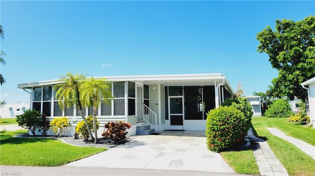 267 Shoreland Dr, Fort Myers, FL 33905 Photo