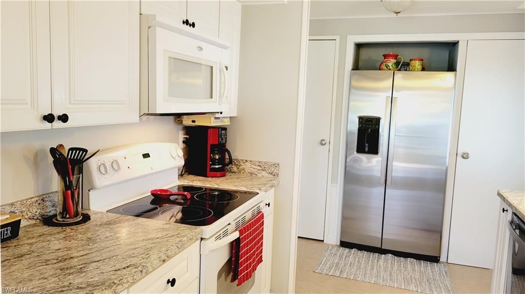 267 Shoreland Dr, Fort Myers, FL 33905 Photo