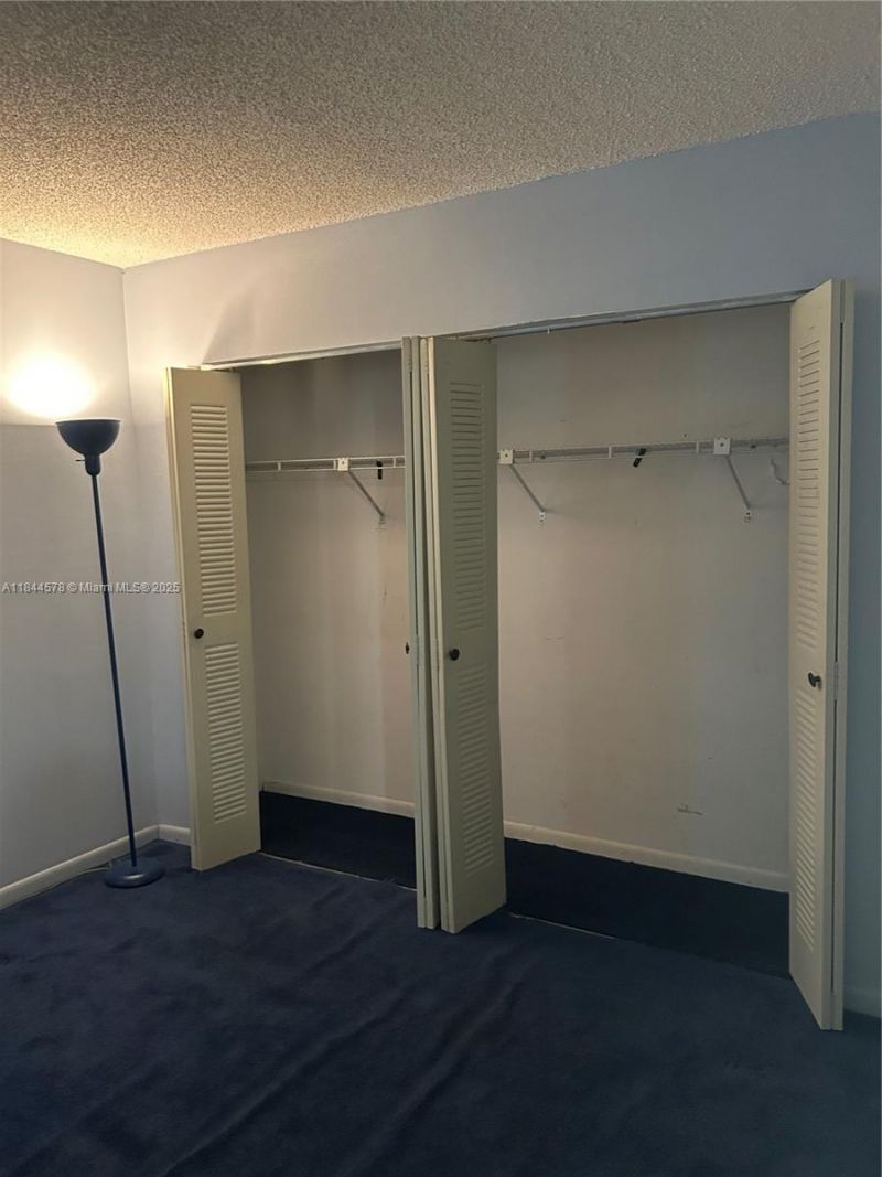 1940 NW 119th St, Unit 803, Miami, FL 33167 Photo