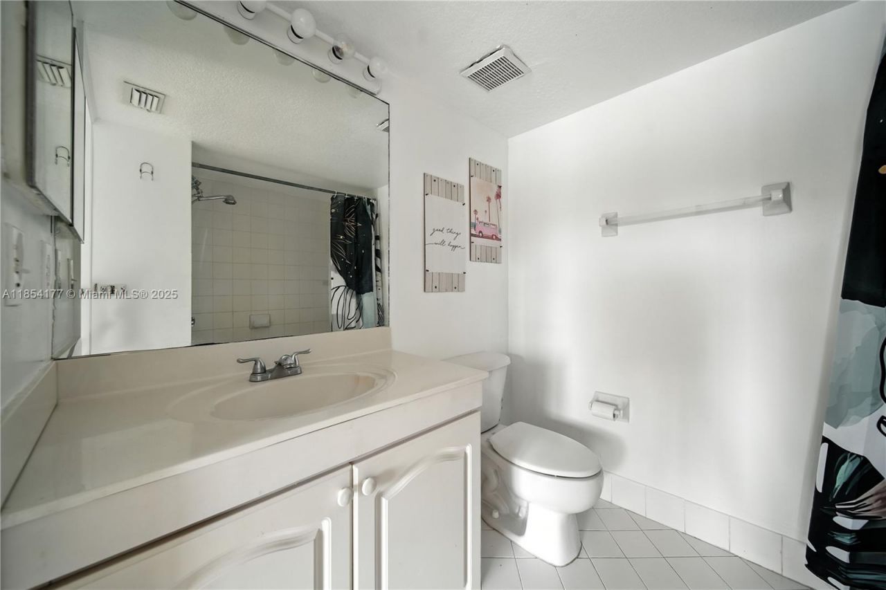 1270 SE 26th St, Unit 101, Homestead, FL 33035 Photo