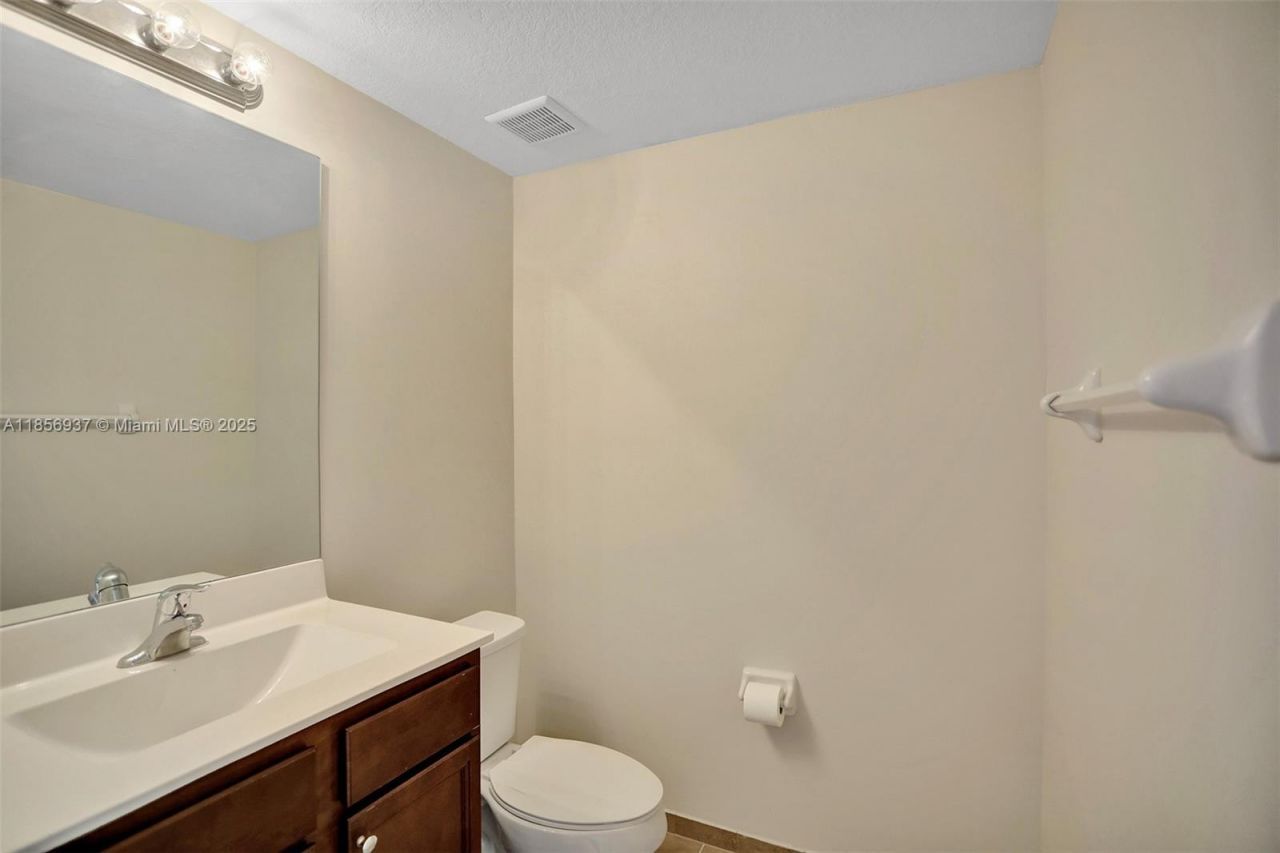 9500 SW 167th Ave, Unit 9500, Miami, FL 33196 Photo