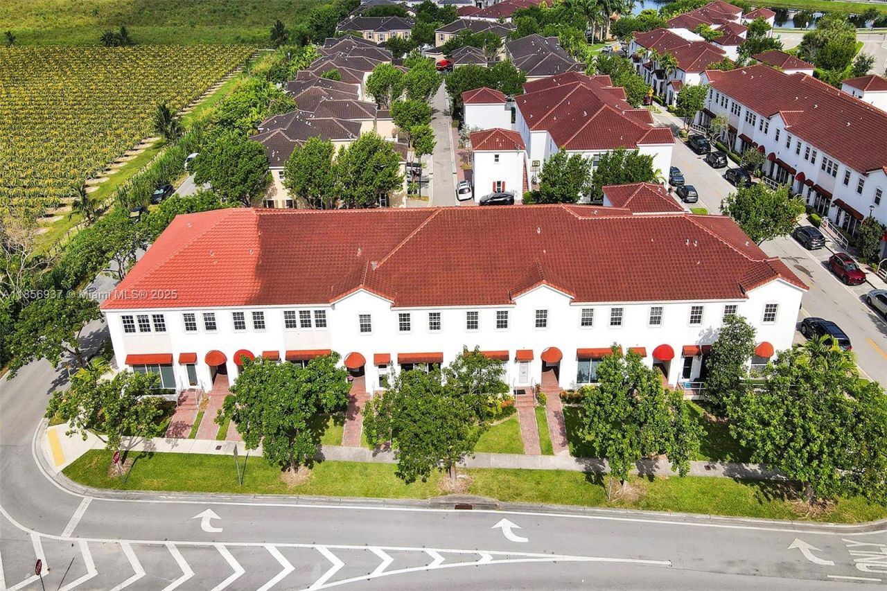 9500 SW 167th Ave, Unit 9500, Miami, FL 33196 Photo