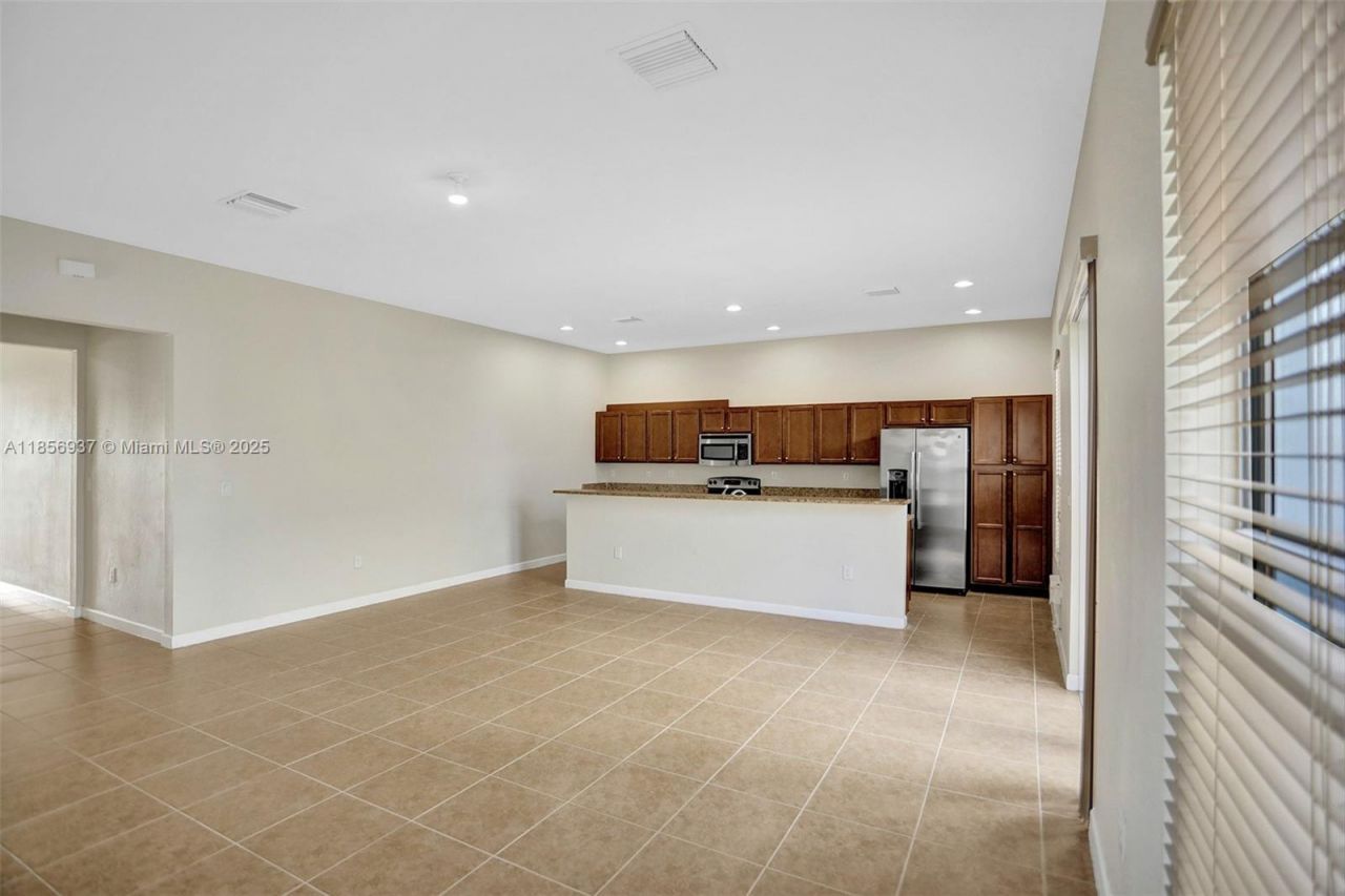 9500 SW 167th Ave, Unit 9500, Miami, FL 33196 Photo