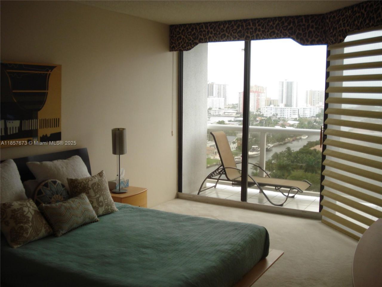 3600 Yacht Club Dr, Unit 1503, Aventura, FL 33180 Photo