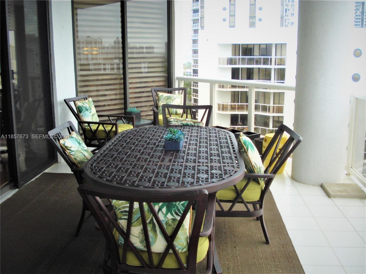 3600 Yacht Club Dr, Unit 1503, Aventura, FL 33180 Photo