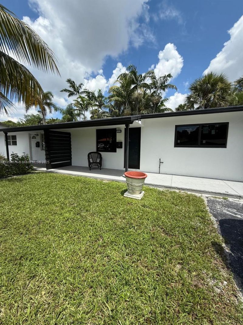 2927 SW 19th St, Unit 1-2, Fort Lauderdale, FL 33312 Photo