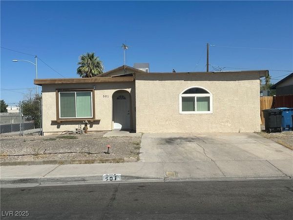 501 Slayton Drive, Las Vegas, NV 89107