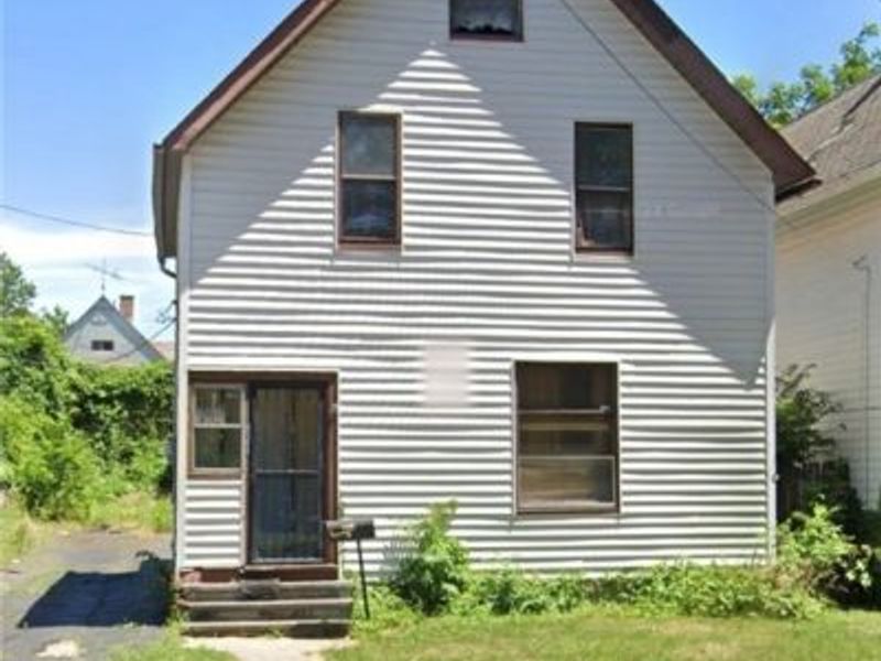 821 E 156th Street, Cleveland, OH 44110 Photo 1