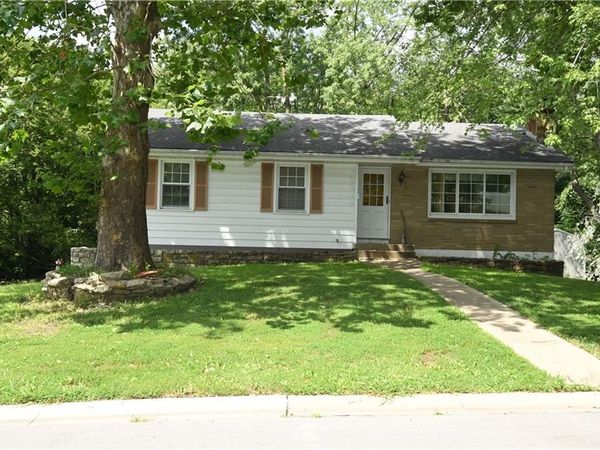 13218 Craig Avenue, Grandview, MO 64030