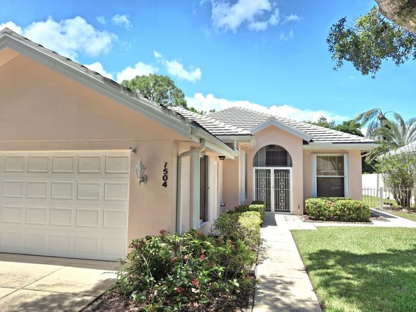 7504 SE Marsh Fern Lane, Hobe Sound, FL 33455