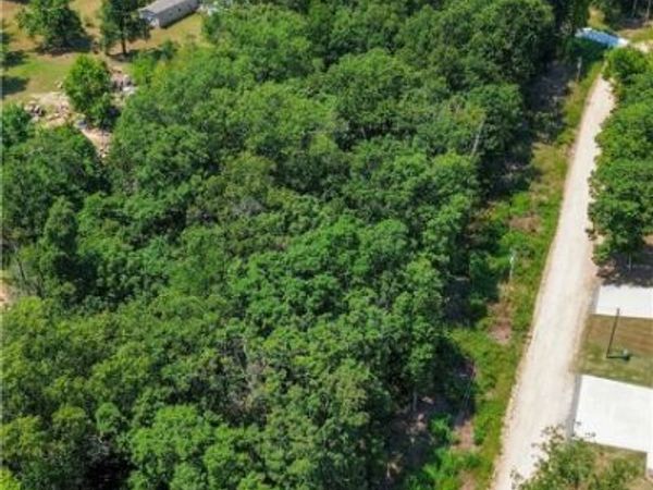 Eastleigh Circle, Bella Vista, AR 72714